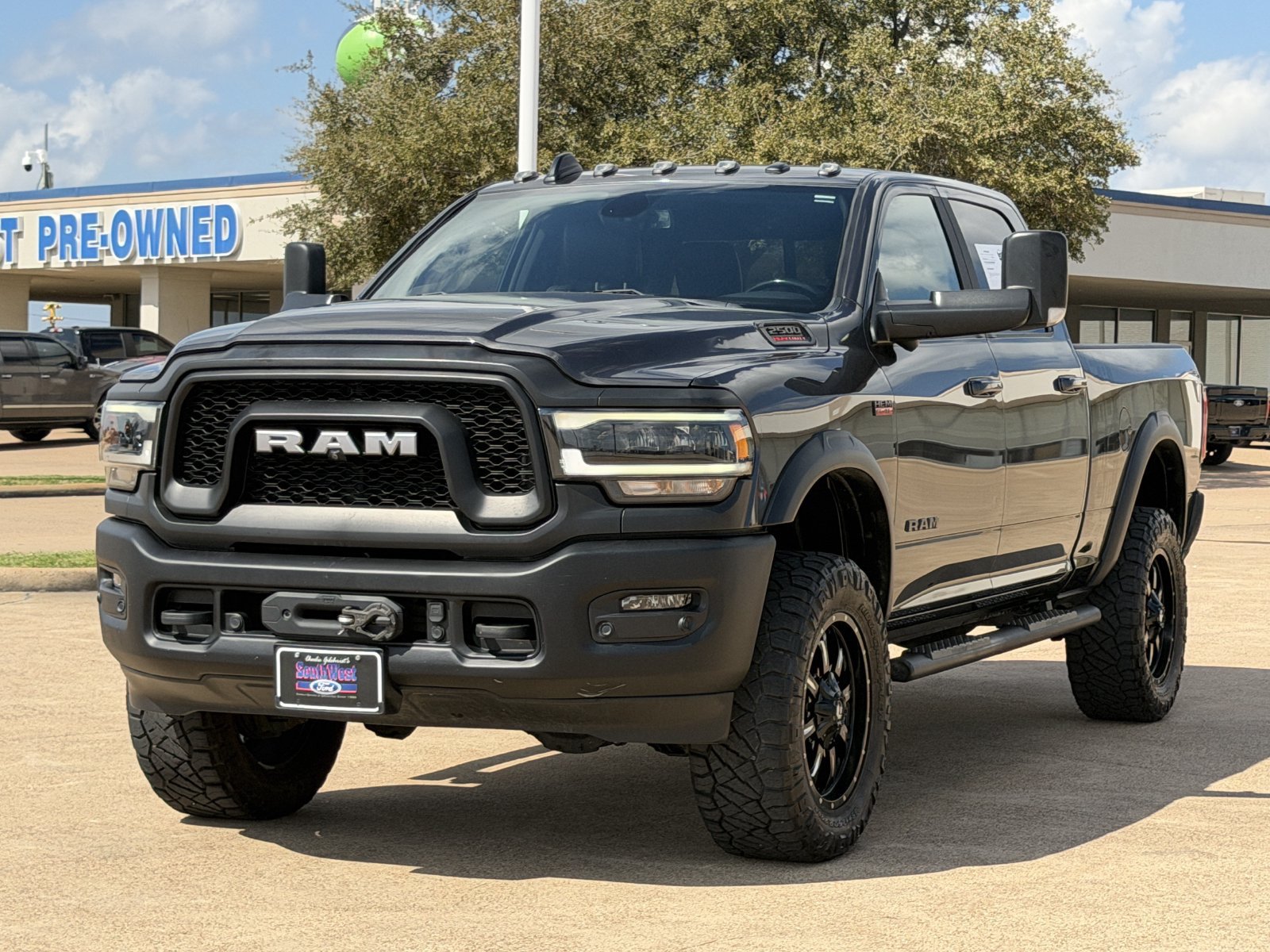 Used 2022 RAM 2500 Power Wagon w/ Level 2 Equipment Group AWD/4WD image 8