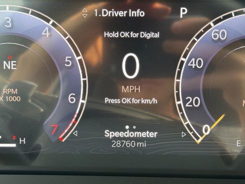 Used 2023 Jeep Grand Cherokee Altitude AWD/4WD image 18
