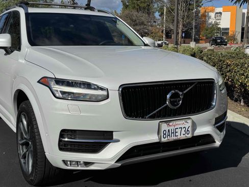 Used 2018 Volvo XC90 T6 Momentum w/ Convenience Package image 19