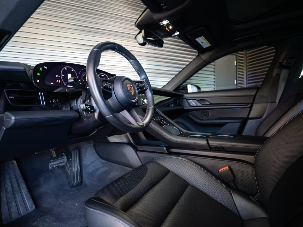 Certified 2022 Porsche Taycan RWD image 4
