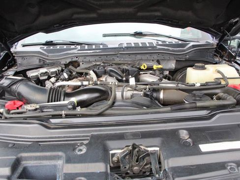 Used 2019 Ford F350 Platinum w/ Platinum Ultimate Package image 33