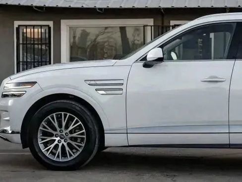 Used 2024 Genesis GV80 2.5T image 16