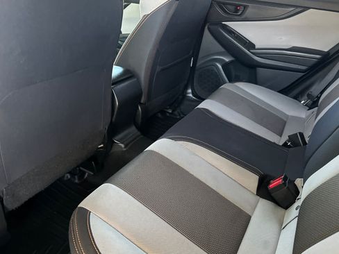 Used 2018 Subaru Crosstrek 2.0i Premium w/ Popular Package #2 AWD/4WD image 4