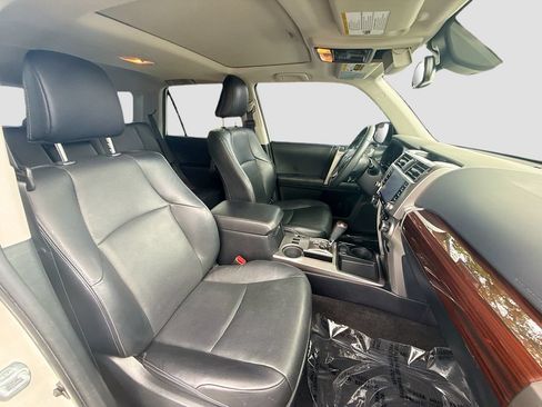 Used 2020 Toyota 4Runner Limited RWD image 30