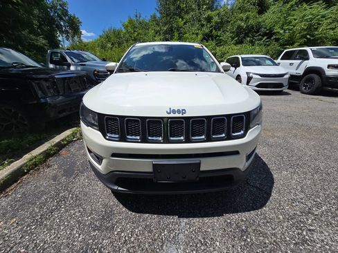 Used 2018 Jeep Compass Latitude w/ Popular Equipment Group AWD/4WD image 12
