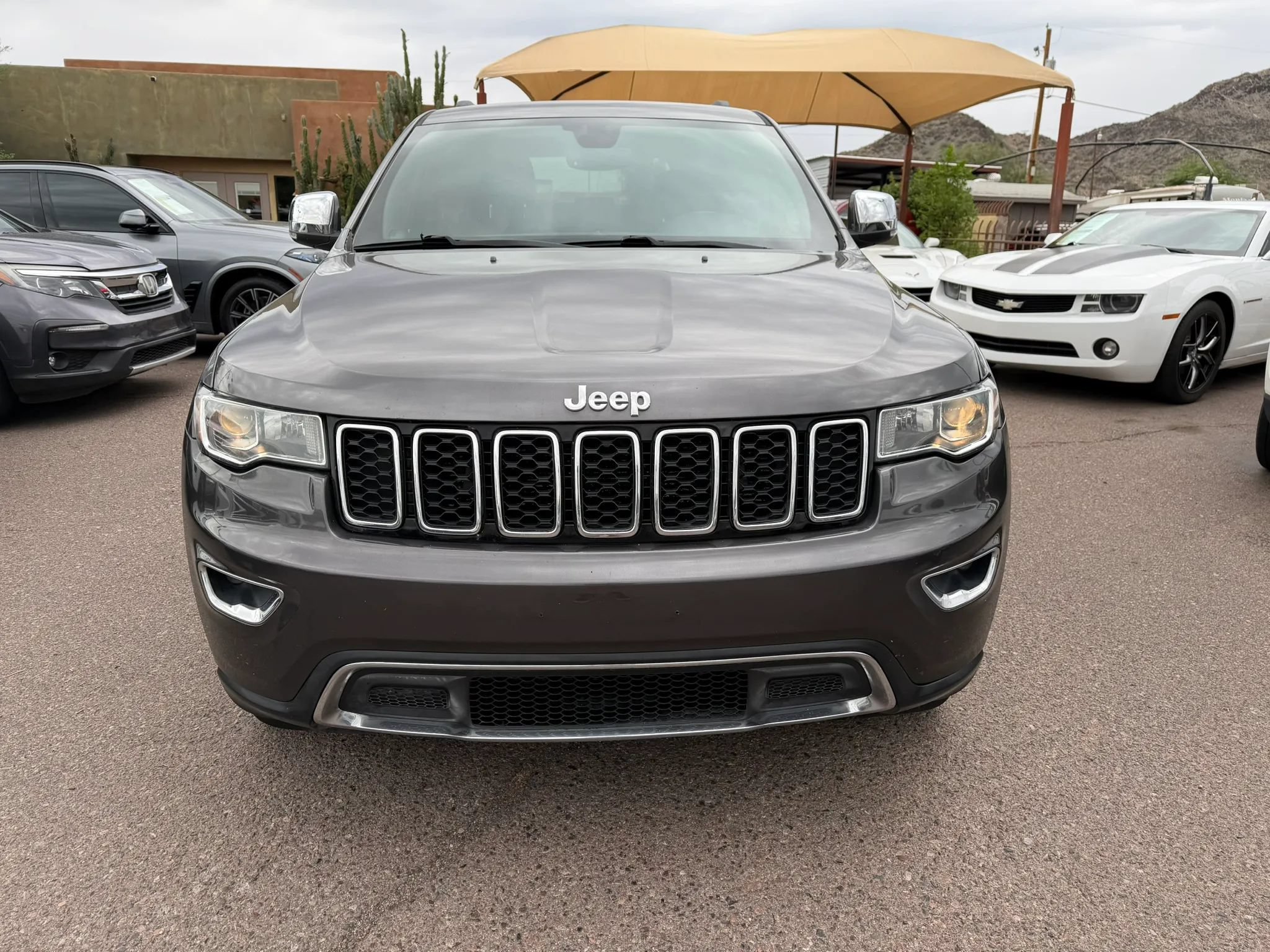Used 2019 Jeep Grand Cherokee Limited RWD image 2