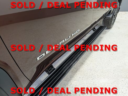 Used 2024 GMC Sierra 2500 Denali Ultimate AWD/4WD image 9