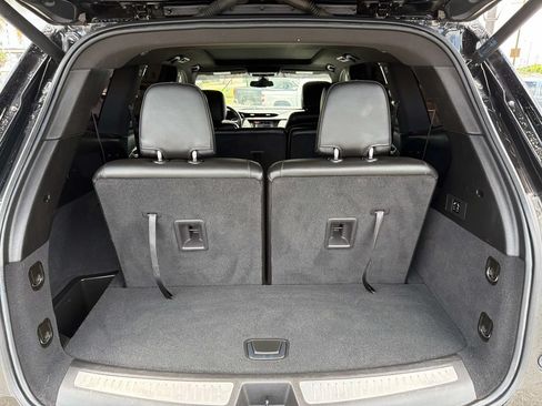 Used 2022 Cadillac XT6 Luxury FWD image 9