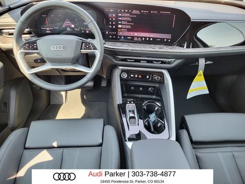 Used 2025 Audi Q5 Premium Plus w/ Premium Plus AWD/4WD image 9