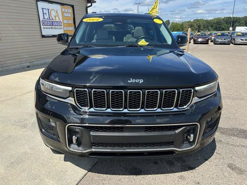 Used 2021 Jeep Grand Cherokee L Overland w/ Luxury Tech Group IV AWD/4WD image 2