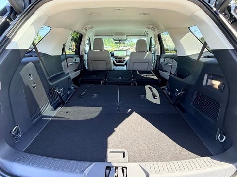 New 2026 Ford Explorer Active RWD image 28