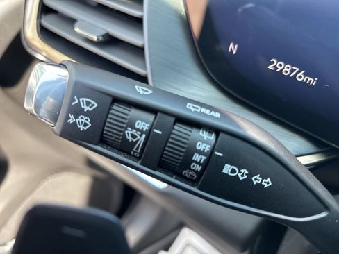 Certified 2024 Buick Envision Avenir AWD/4WD image 24