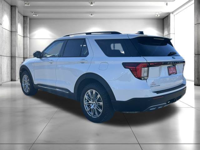 Used 2025 Ford Explorer Active w/ Active Comfort Package AWD/4WD image 6