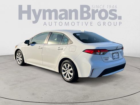 Used 2020 Toyota Corolla LE image 6