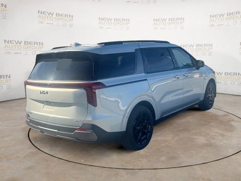 New 2026 Kia Carnival SX Prestige FWD image 5