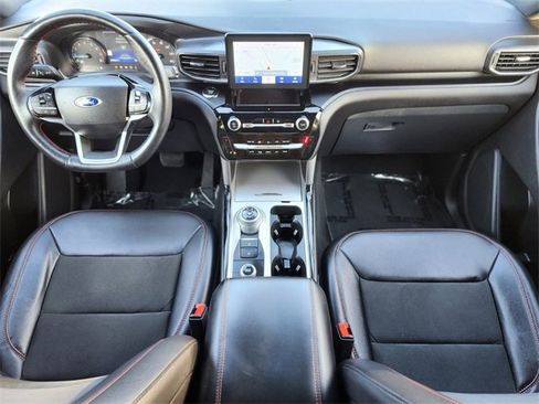 Certified 2022 Ford Explorer ST-Line w/ Class IV Trailer Tow Package image 12