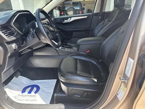 Used 2020 Ford Escape SEL AWD/4WD image 9