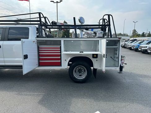 Used 2019 Ford F350 XL w/ Power Equipment Group image 8