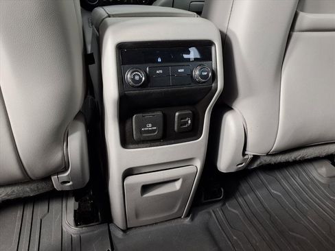 Used 2018 GMC Acadia SLT image 14