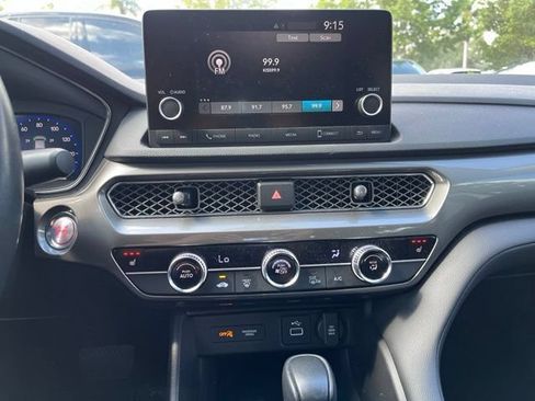 Used 2025 Acura Integra FWD image 12