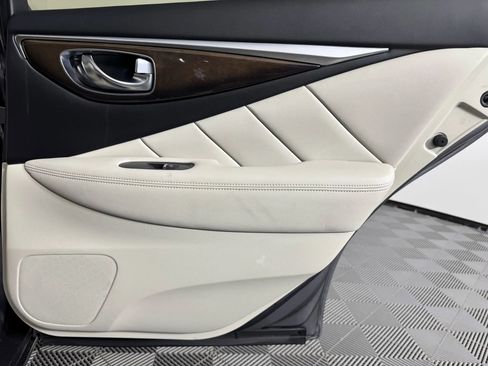 Used 2018 INFINITI Q50 Luxe w/ Sensory Package (Luxe) image 43