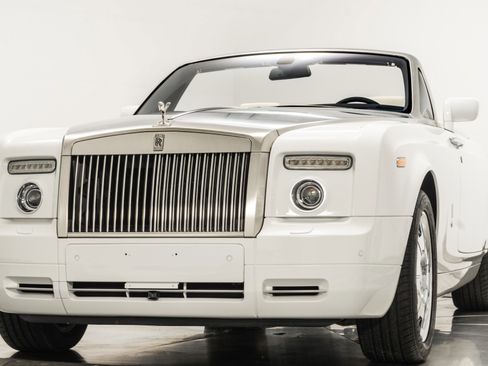 Used 2008 Rolls-Royce Phantom Drophead Coupe RWD image 5
