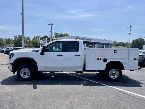 New 2025 GMC Sierra 2500 Pro w/ Convenience Package image 4