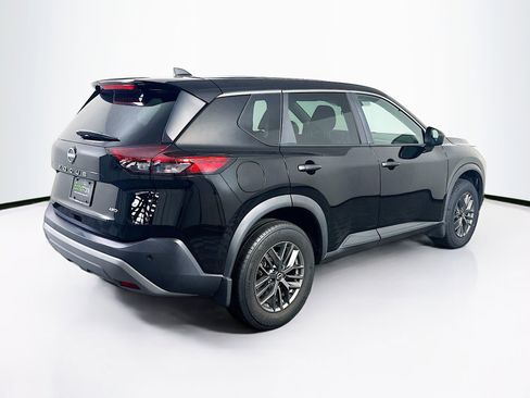 Used 2023 Nissan Rogue S image 9