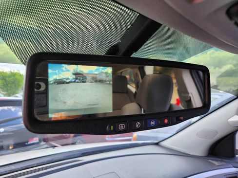 Used 2012 Chevrolet Traverse LT w/ All-Star Edition FWD image 30