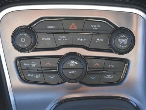 Used 2022 Dodge Challenger R/T w/ Plus Package image 25