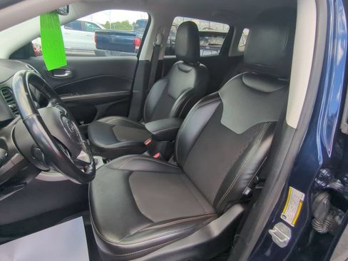 Used 2021 Jeep Compass Latitude w/ Convenience Group AWD/4WD image 11
