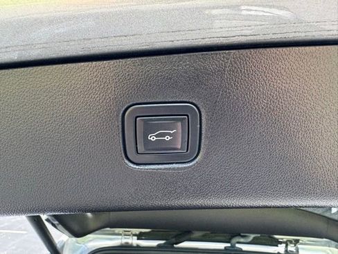 Used 2023 Chevrolet Blazer RS w/ Driver Confidence II Package AWD/4WD image 11