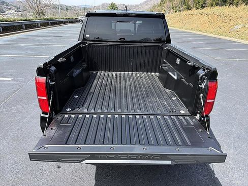 Certified 2024 Toyota Tacoma SR5 w/ SR5 Upgrade Package image 17