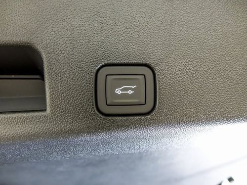 New 2026 Chevrolet Traverse Z71 w/ Enhanced Driving Package image 25