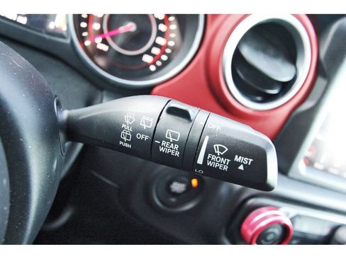 Used 2018 Jeep Wrangler Unlimited Rubicon AWD/4WD image 18