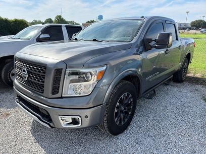 Used 2018 Nissan Titan PRO-4X w/ Pro-4x Convenience Package