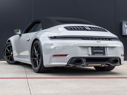 New 2026 Porsche 911 Carrera T image 10
