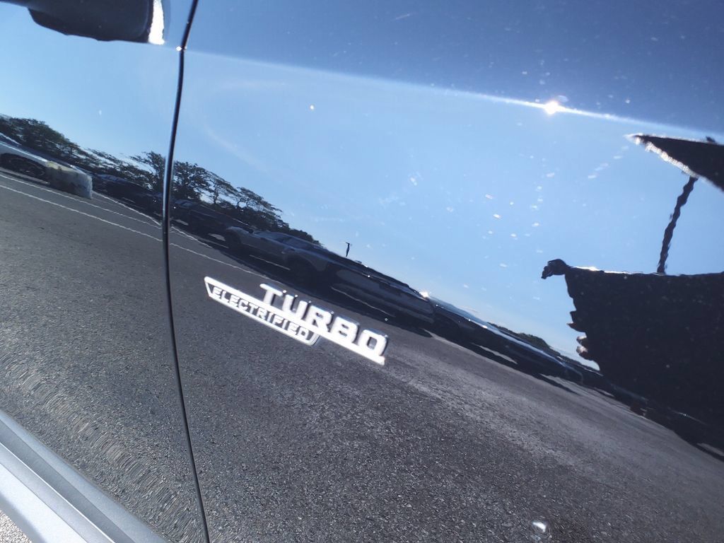 Certified 2025 Mercedes-Benz GLC 43 AMG 4MATIC Coupe image 10