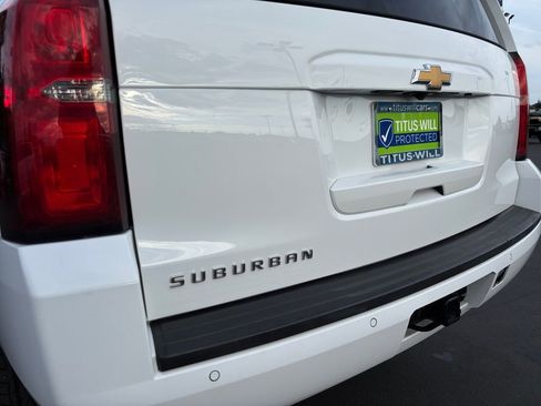Used 2019 Chevrolet Suburban LT AWD/4WD image 35