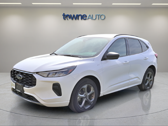 Used 2023 Ford Escape ST-Line w/ Tech Pack #1 AWD/4WD image 2