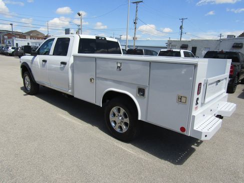 New 2026 RAM 3500 Tradesman AWD/4WD image 5