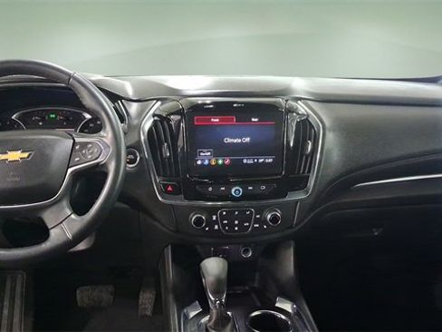 Used 2023 Chevrolet Traverse LT w/ LPO, Floor Liner Package image 10