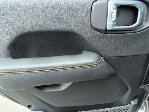 Used 2021 Jeep Gladiator Mojave image 21