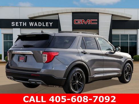 Used 2024 Ford Explorer XLT w/ Equipment Group 202A image 7