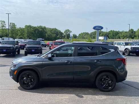 Used 2026 Kia Seltos EX w/ EX Sunroof Package AWD/4WD image 4