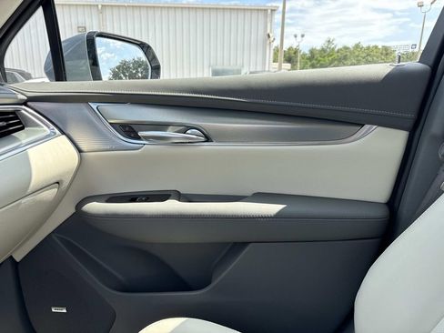 New 2026 Cadillac XT5 Premium Luxury w/ Driver Assist Package FWD image 22