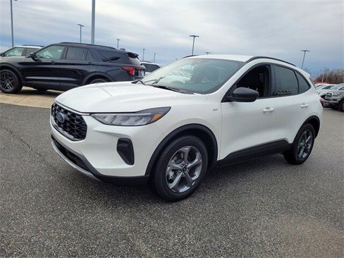 New 2026 Ford Escape ST-Line image 3