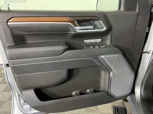 Used 2025 GMC Sierra 1500 Denali image 25