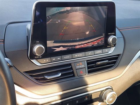 Used 2021 Nissan Altima 2.5 SR image 13