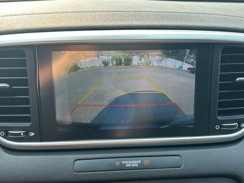 Used 2020 Kia Sportage S FWD image 21